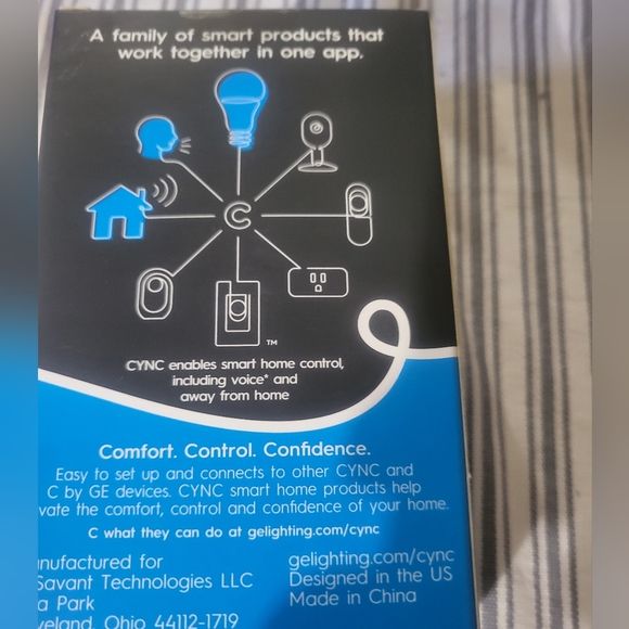 Brand new inbox direct connect Smart bulb 800 lumens works with Alexa and Google - Picture 8 of 10